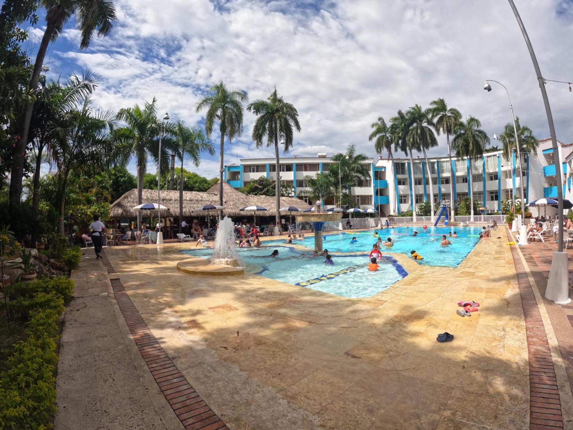 Hotel Bachue Girardot Dış mekan fotoğraf