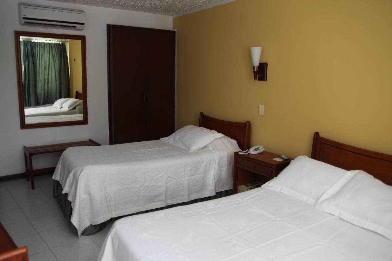 Hotel Bachue Girardot Dış mekan fotoğraf