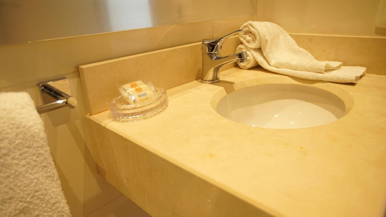 Hotel Bachue Girardot Dış mekan fotoğraf